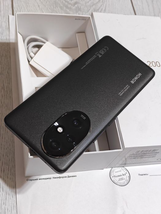 Honor 200 Pro 512 gb Ram 12 5G полный комплект