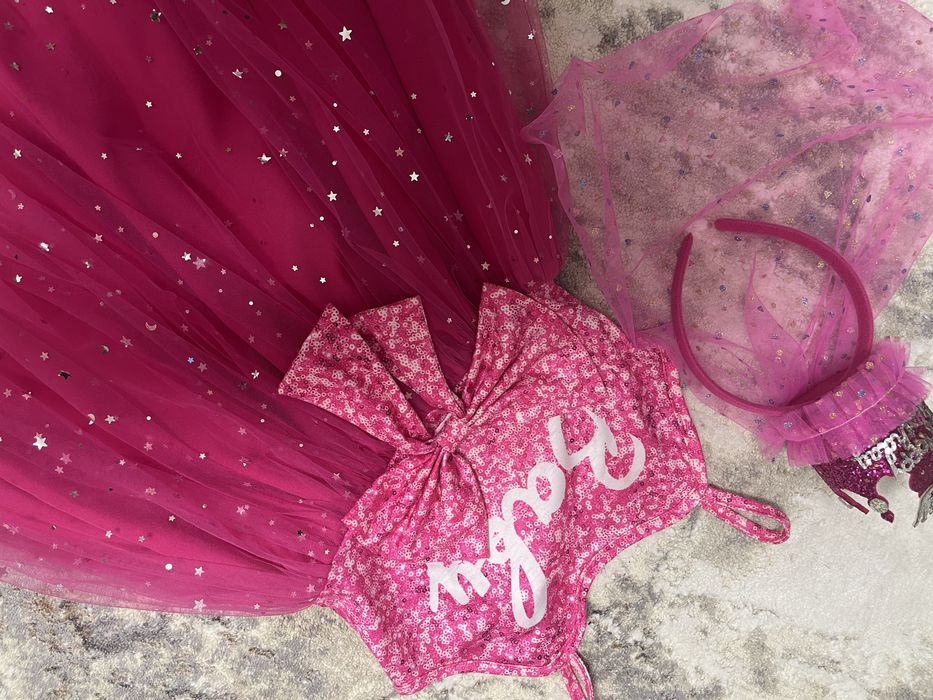 Продам платье, барби, одевали один раз