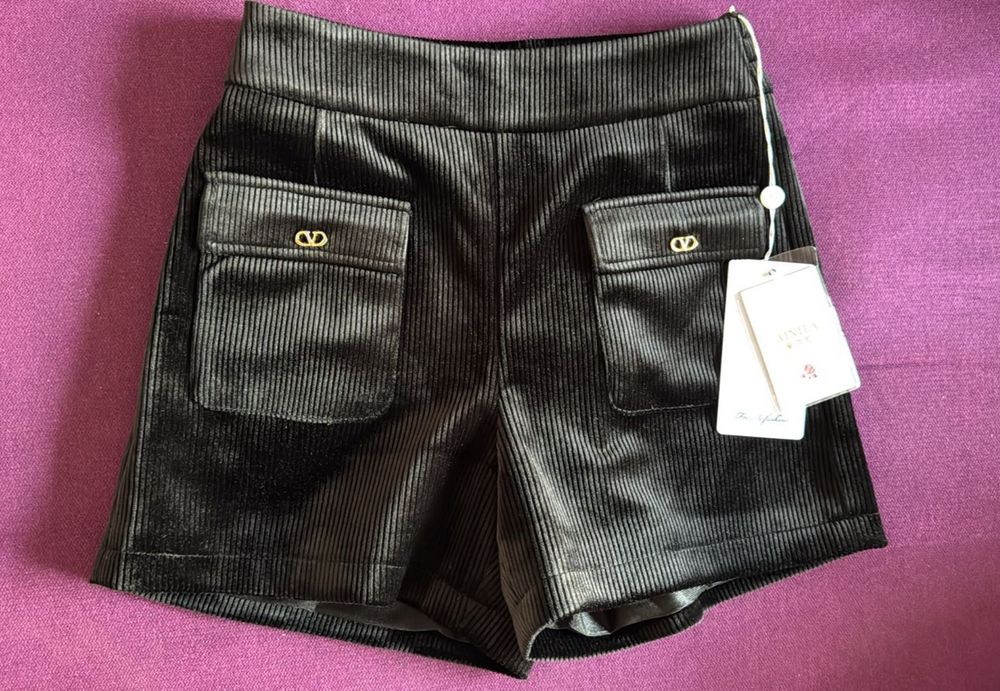 Шорты новые XS-S