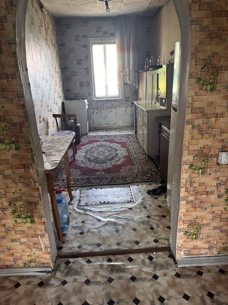 Продаётся дом с 4 комнатами и залом