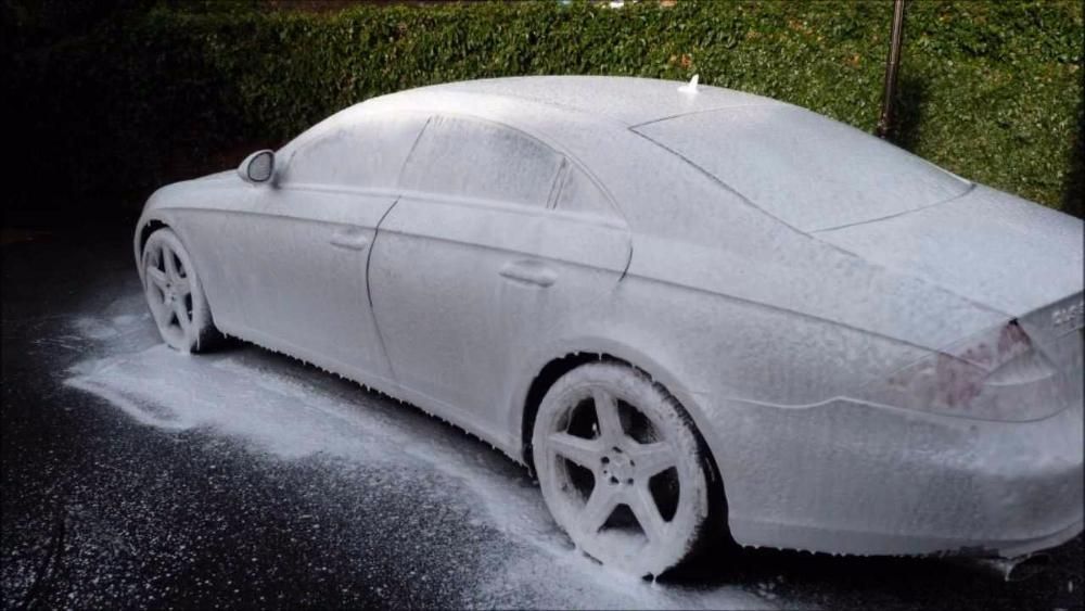 Detergent utilaje 20L.SPUMA Activa Camioane.SPUMA ACTIVA UTILAJE 20L