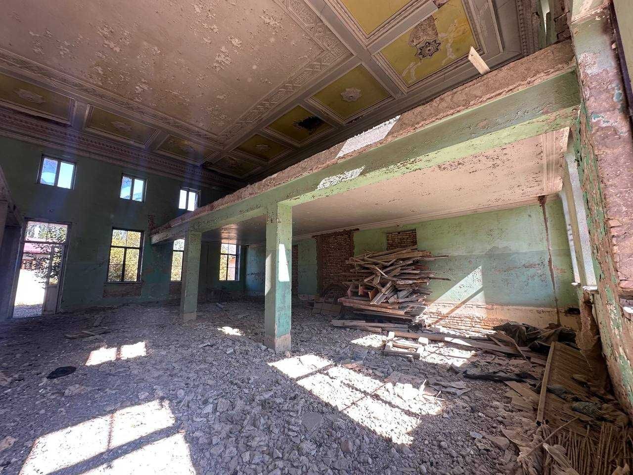 Yangiyol tumani Markaz MFY Markaz kochasi 35a-uy noturar bino sotiladi