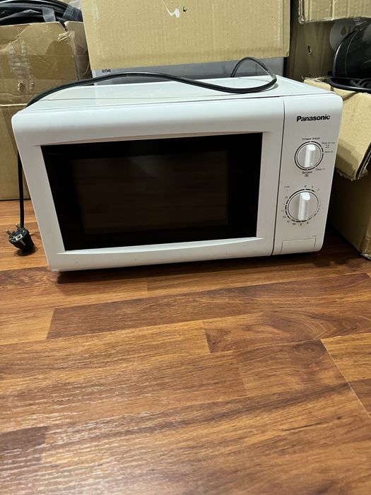 Микроволновка продаю