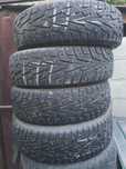 Продам четыре балона зимних 185 65 R15,