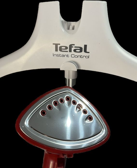 Vand aparat de calcat vertical Tefal IS8380