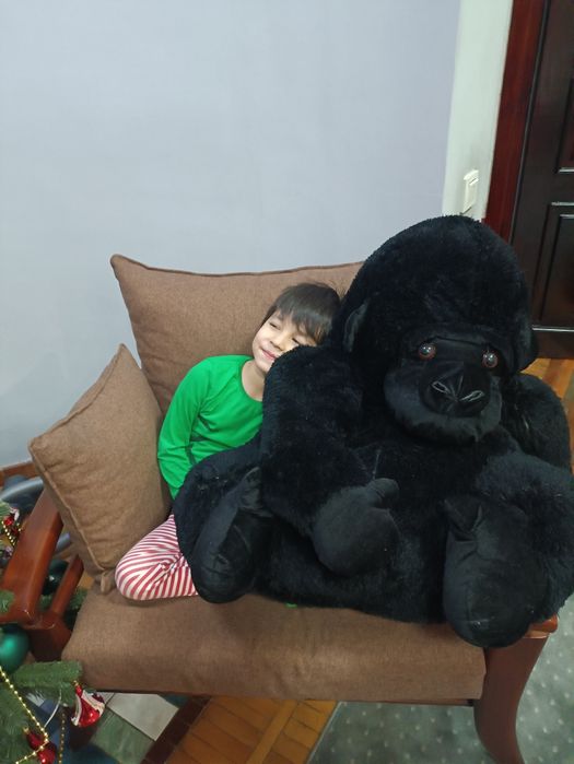 Гарилла плюшевая игрушка