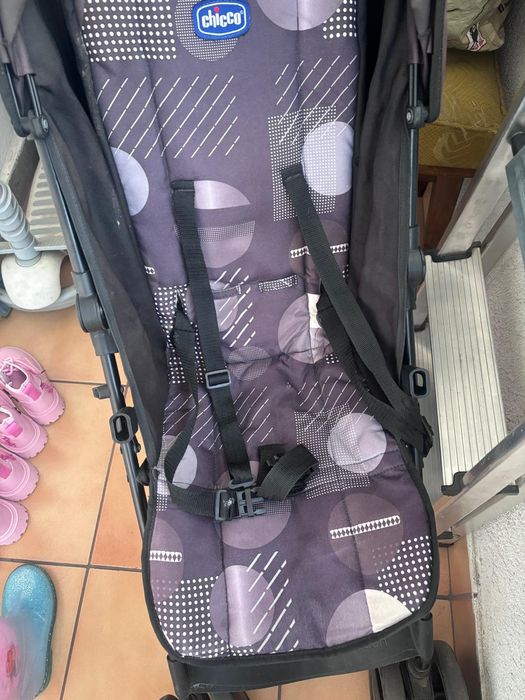 Cărucior copii Chicco London – ușor, pliabil și confortabil
