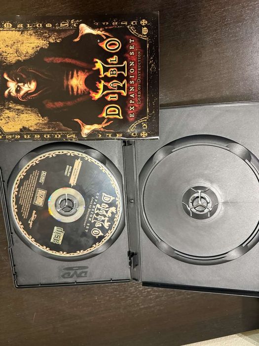 Стари игри - Diablo II, Warcraft I II