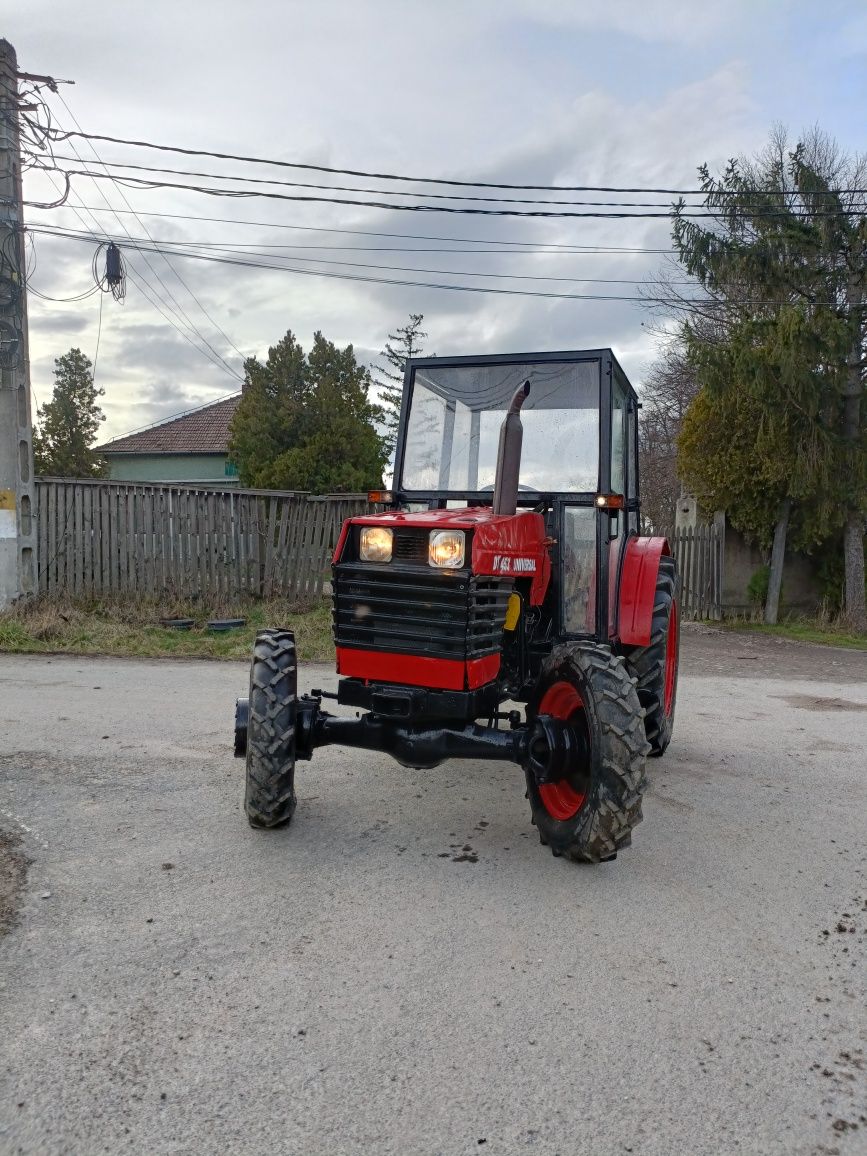 Tractor universal 453 dtc 4x4 an 2005