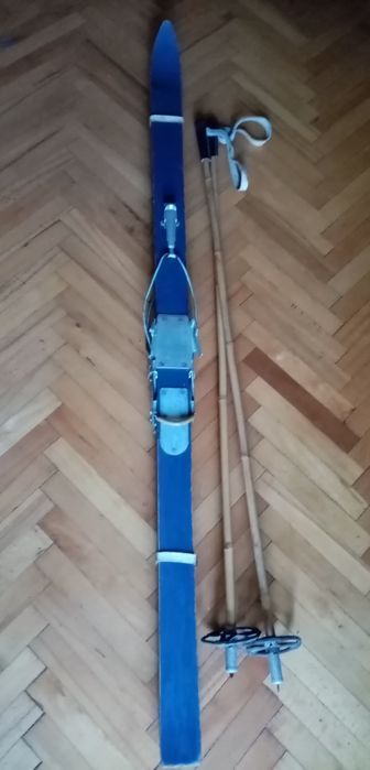 Ползвани дървени ски "Пирин" 160 см кандахарки, без щеки, за декор