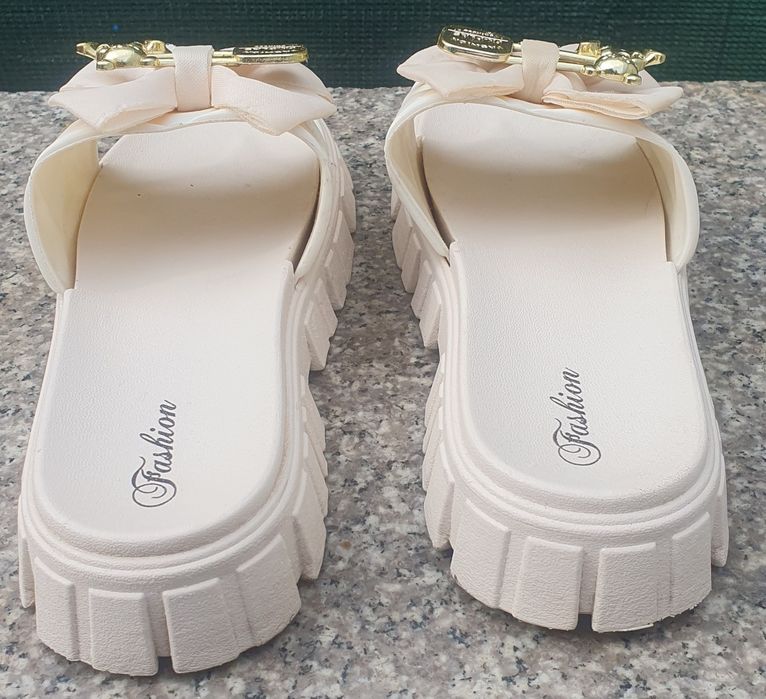 Papuci plati din spuma nr.40