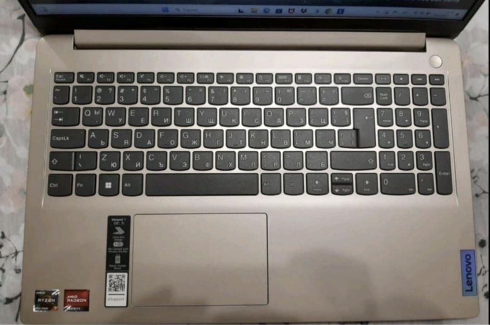 Лаптоп LENOVO IdeaPad 1 15ALC7