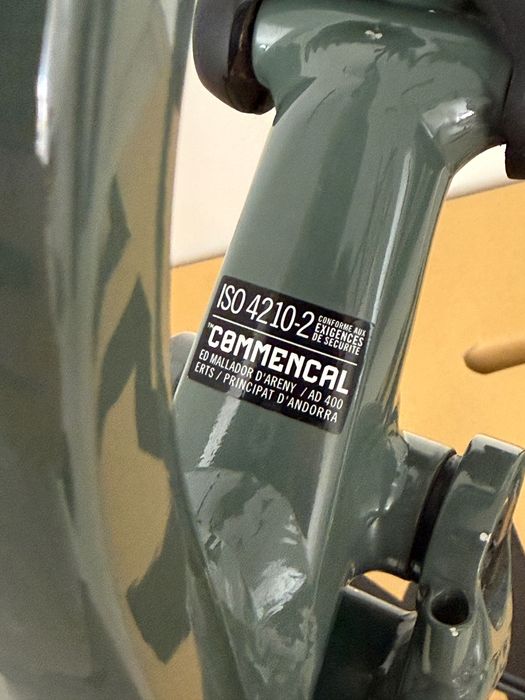 Commencal Meta TR V4 Medium