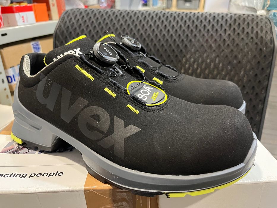 Vând Pantofi de protecție, 42, uvex 1 65668 S2 SRC ESD