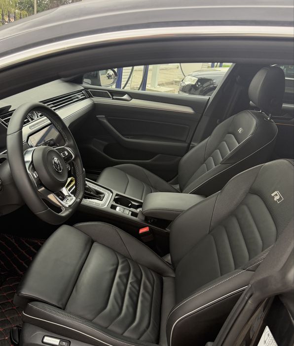 Propietar Vand Vw Arteon R-Line 2.0 TSI 272 CP 4Motion km 8900 reali!