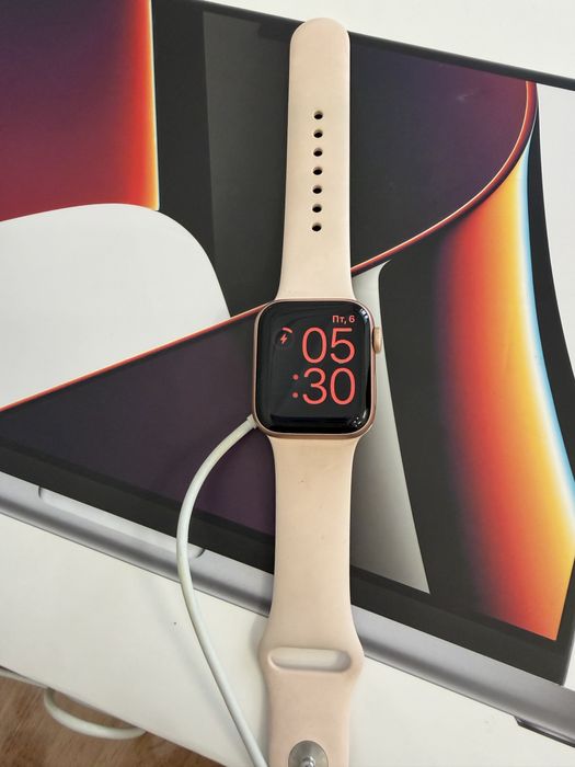 Часы Apple watch 6