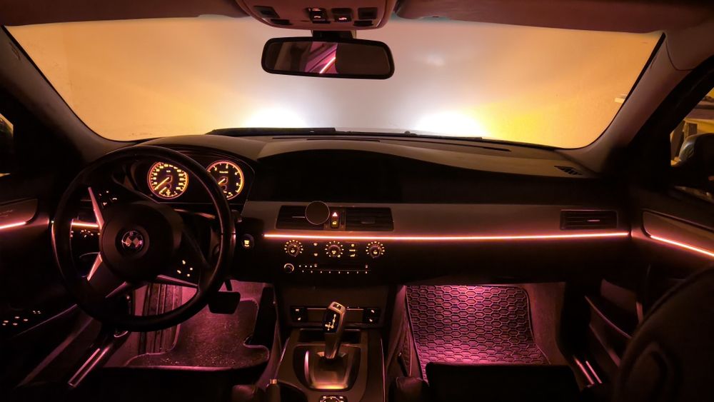 Montez Lumini ambientale