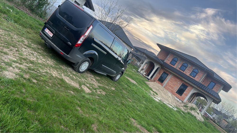Ford custom vanzare sau schimb cu cu pamant in oras