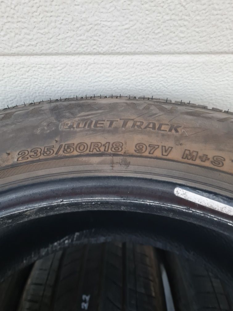 Всесезонни гуми 4 броя BRIDGESTONE QuiietTrack 235 50 R18 дот 4022