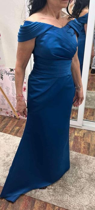 НОВА Официална/ Бална рокля с етикет