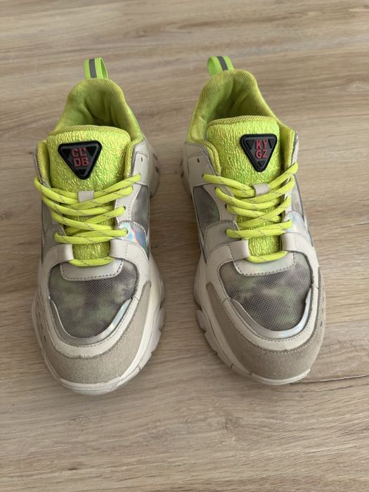 Ежедневни маратонки