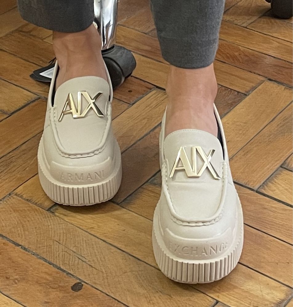 Дамски лоуфъри armani exchange