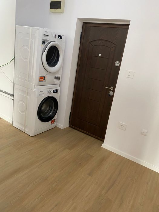 Vând apartament 2 camere,recent renovat
