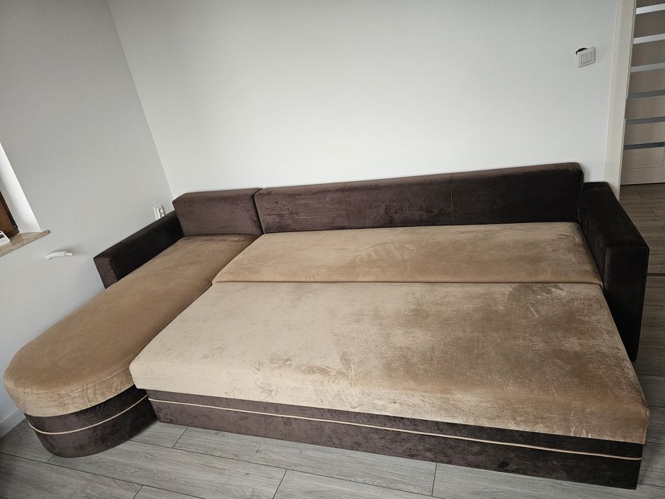 Vând Colțar Extensibil În Stare Impecabilă