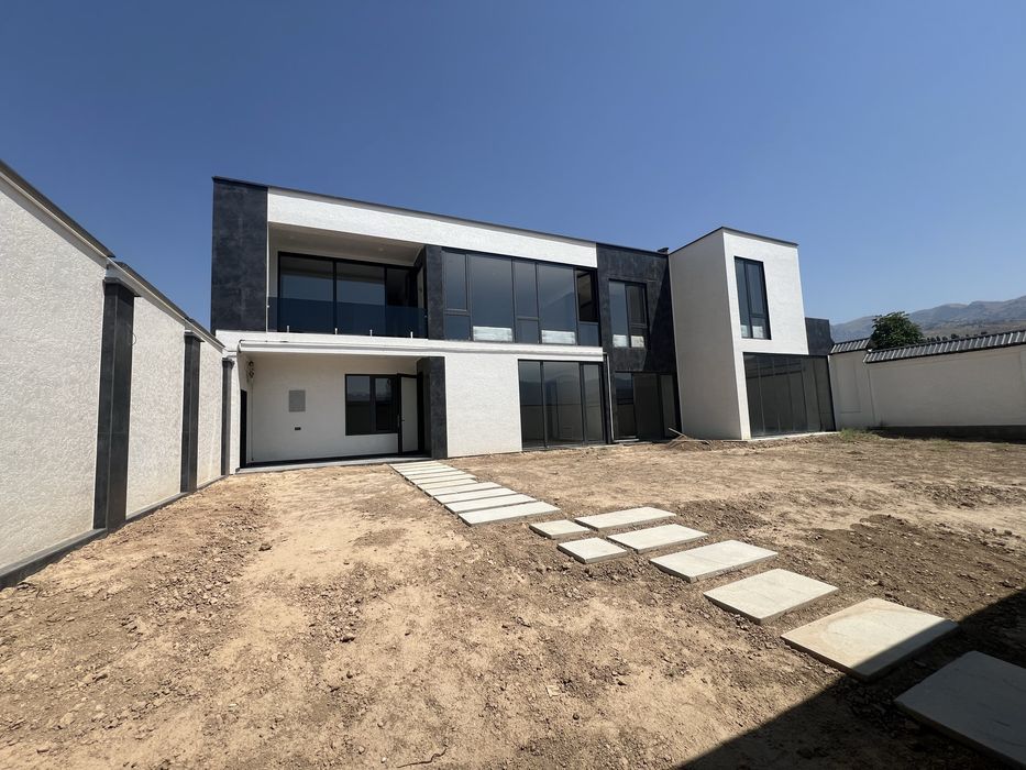 Продаеться загородный дом(дача), 5 соток, евроремонт, абсолютно новый