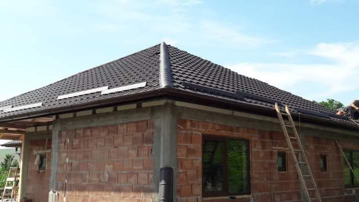 Montaj acoperisuri / Reparatii tigla metalica
Firma noastră este speci