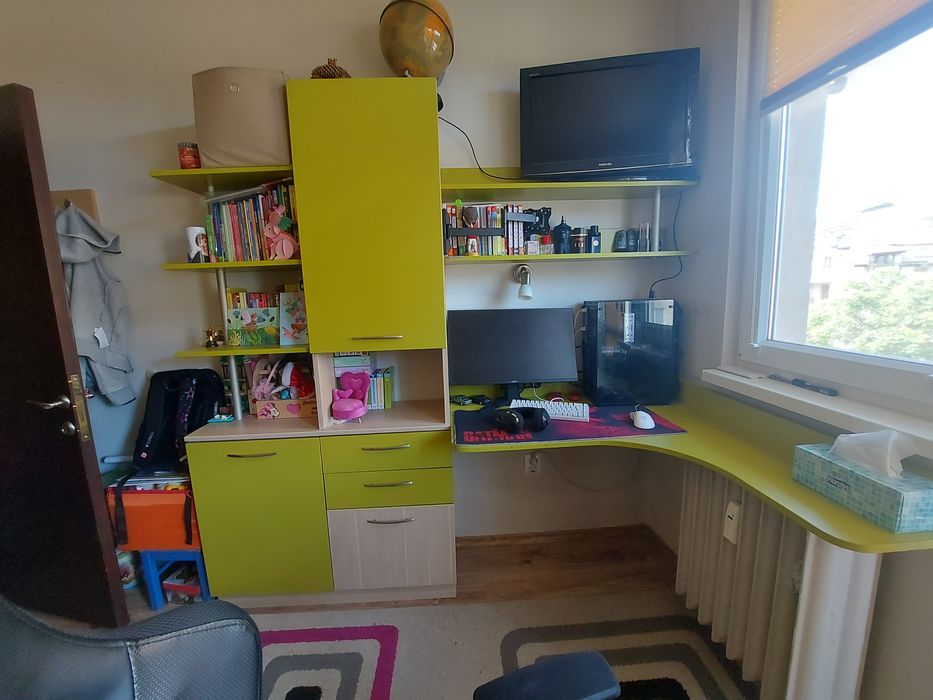 Секционен шкаф за детска стая