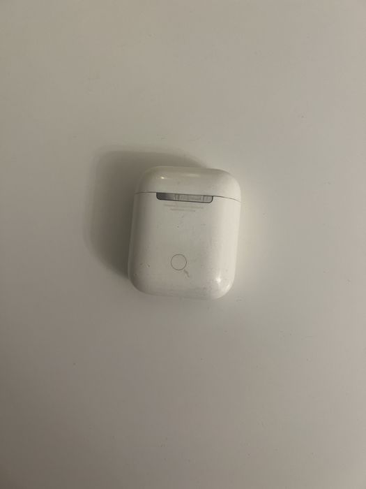 Продается AirPods 2