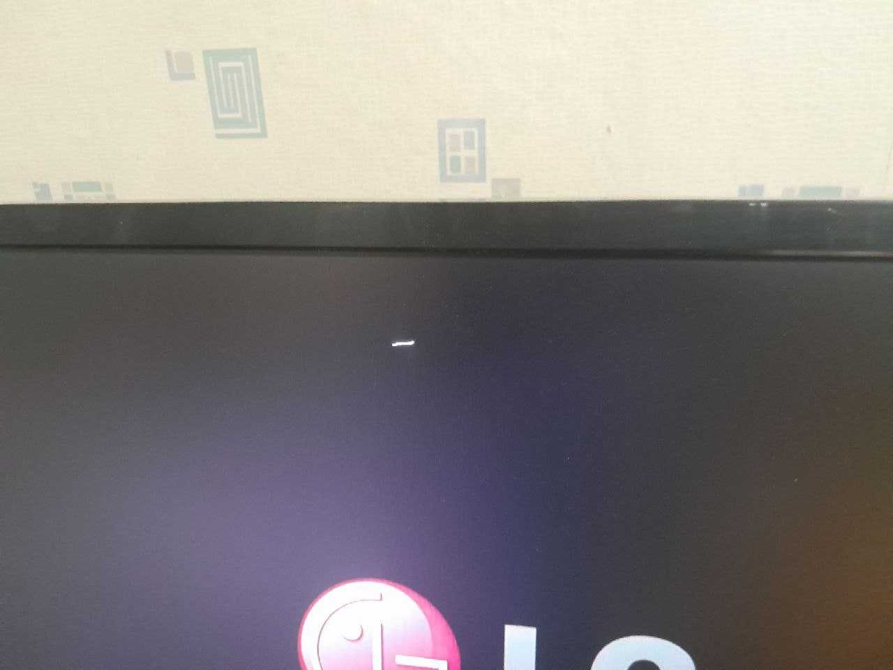 Монитор LG 23EA53T