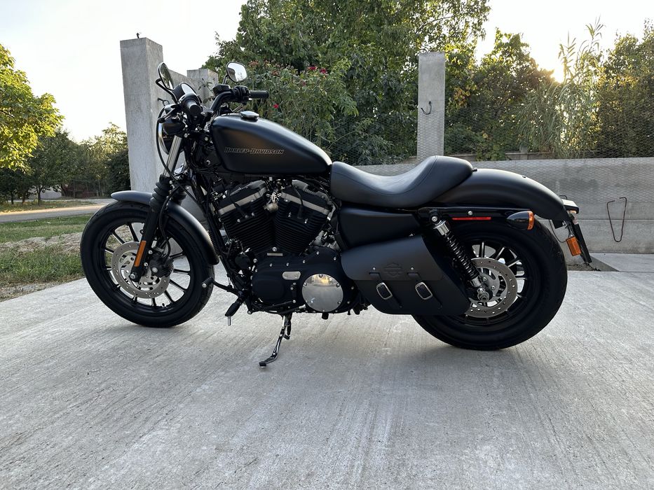 Harley-Davidson Sportster 883 Iron