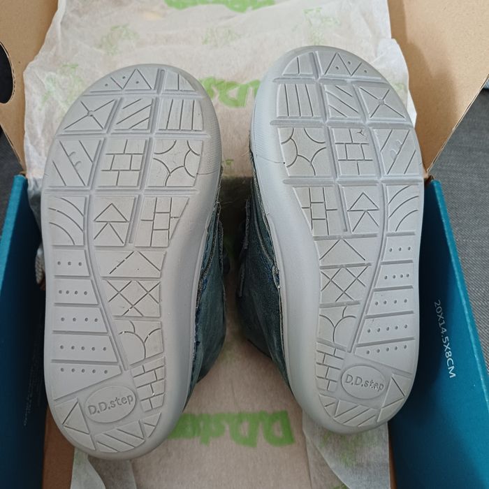 Обувки D.D. step, номер 23