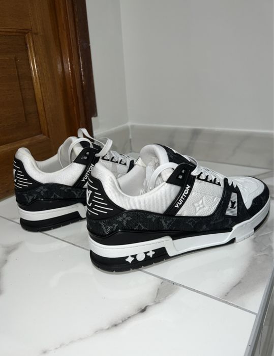 Louis Vuitton Trainers 43