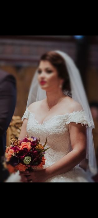 Vand rochie de mireasa