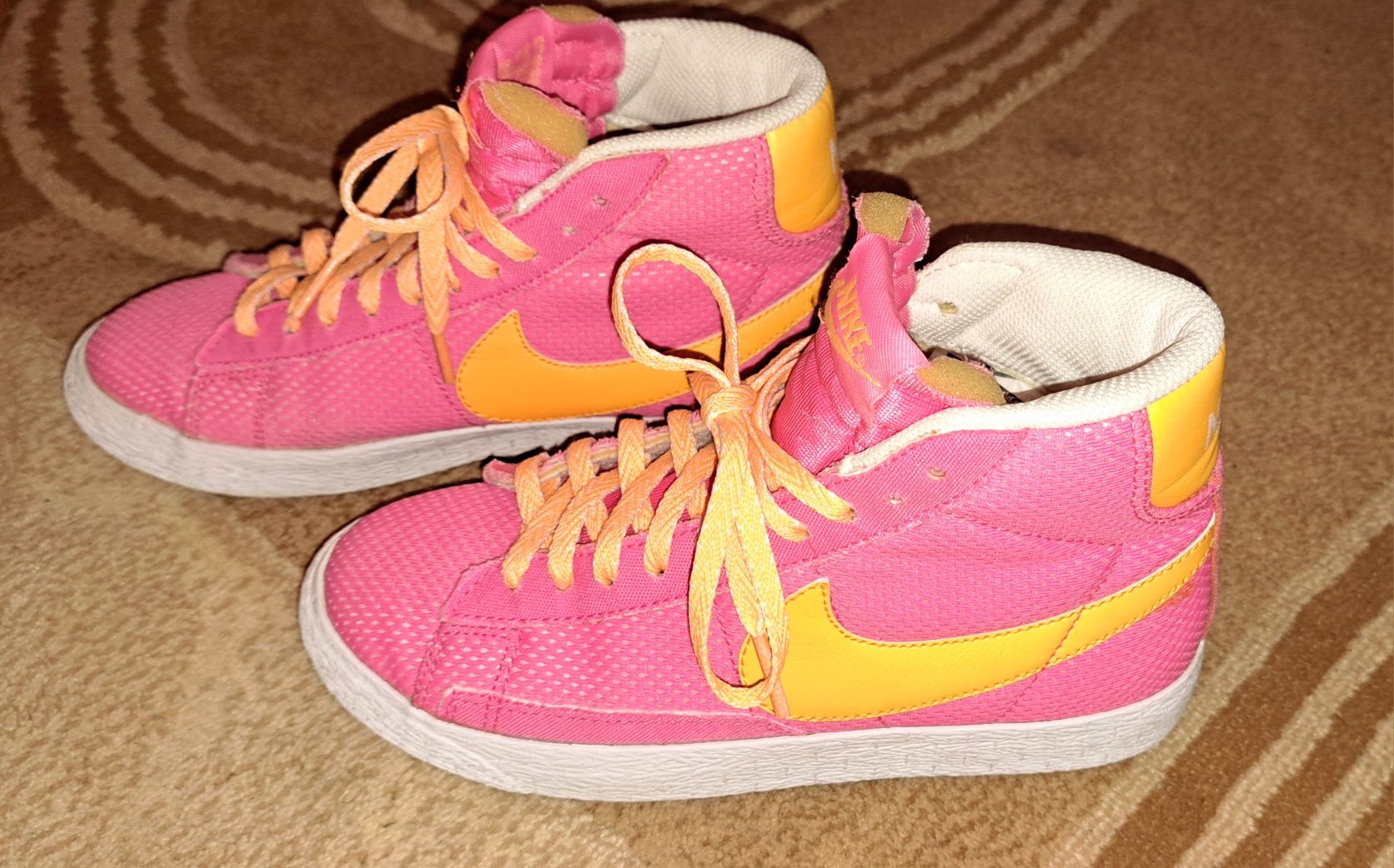 NIKE Blazer Mid Vintage Pink 35.5