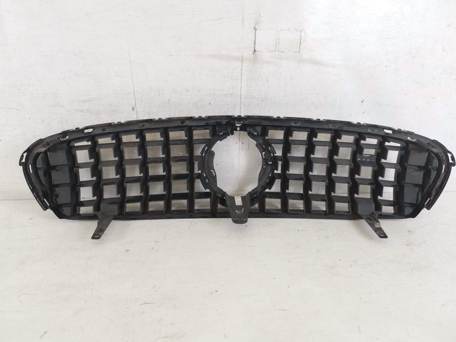 Решетка на радиатора Мерцедес-Бенц ГЛЦ-Клас / Mercedes-Benz GLC-Class