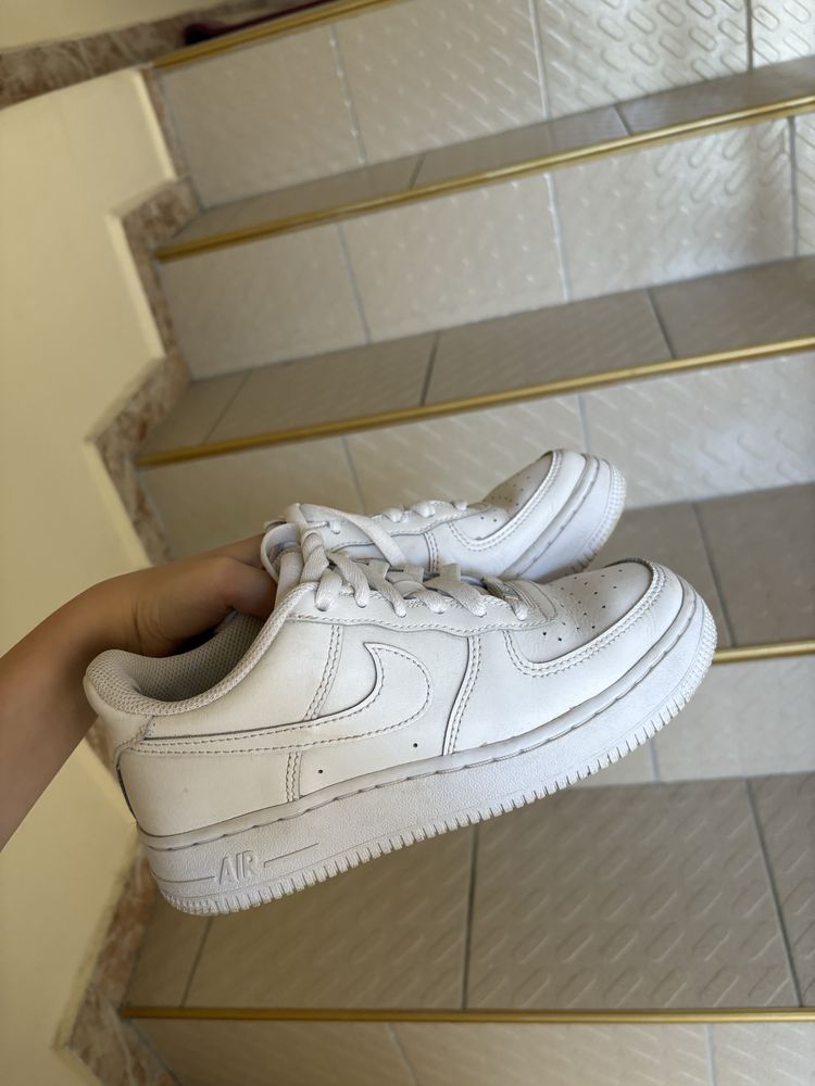 Nike air force оригинални маратонки