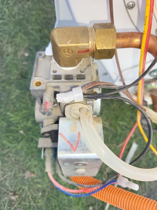 Продам запчасти для газового котла