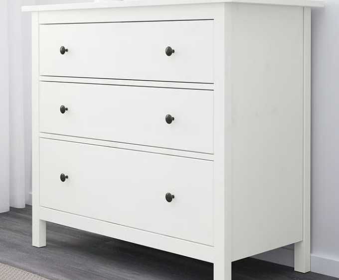 Comodă albă IKEA Hemnes 3 sertare