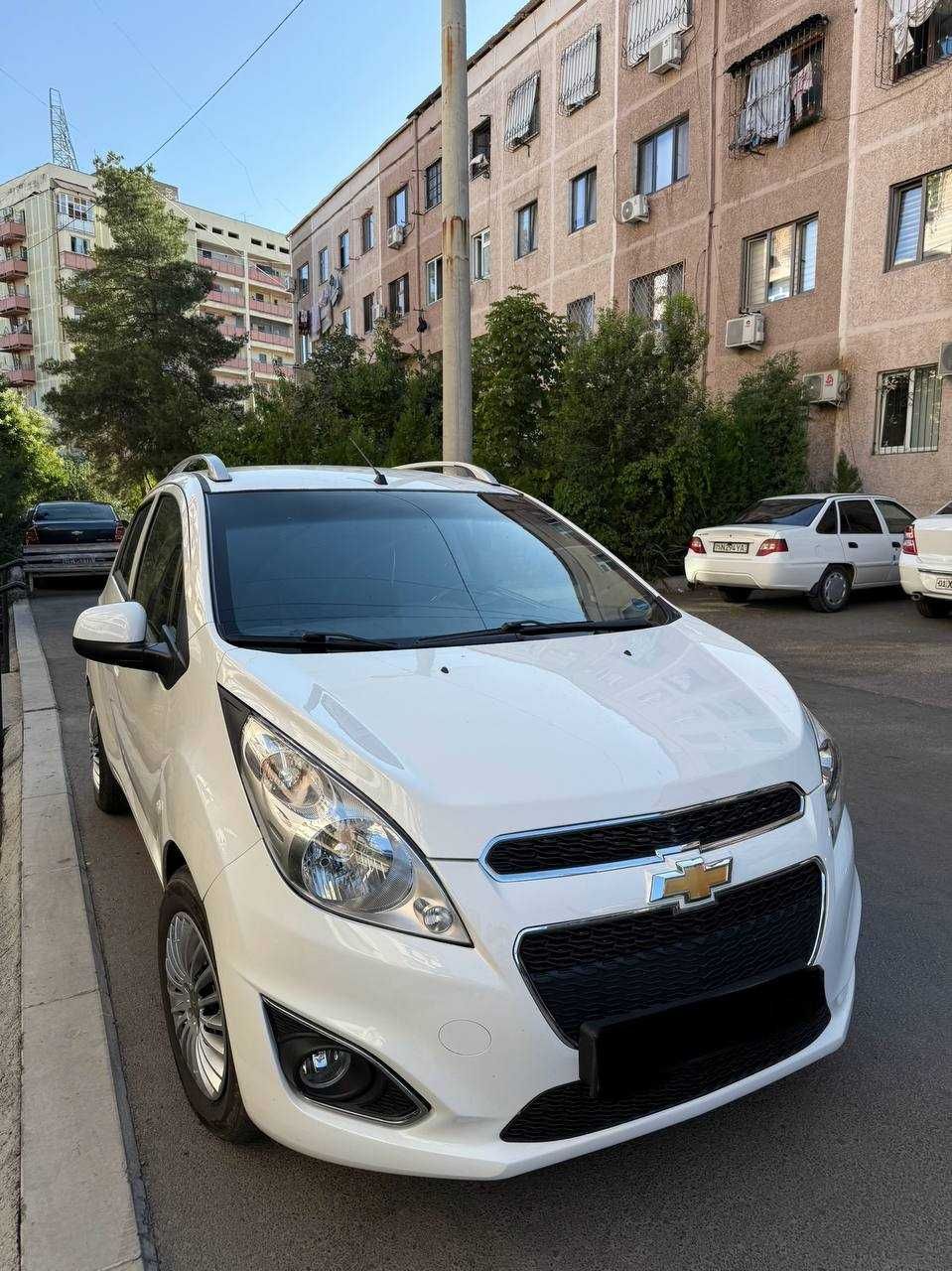 Продам идеальная Chevrolet Spark