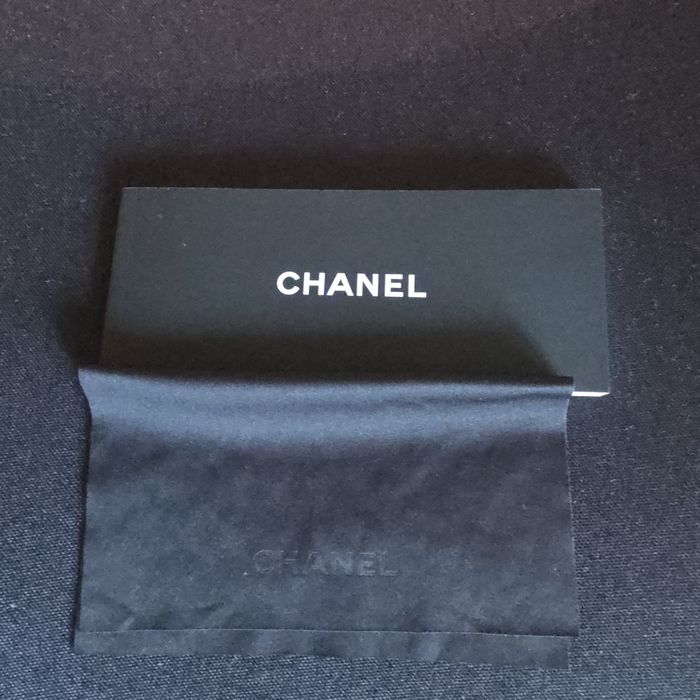 Слънчени очила CHANEL