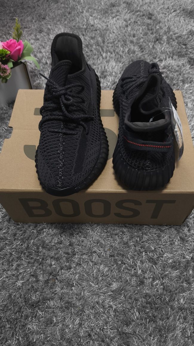 Yeezy 350 boost onyx , adidas, nike