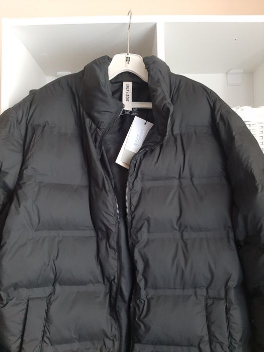 Ново черно мъжко яке размер М.