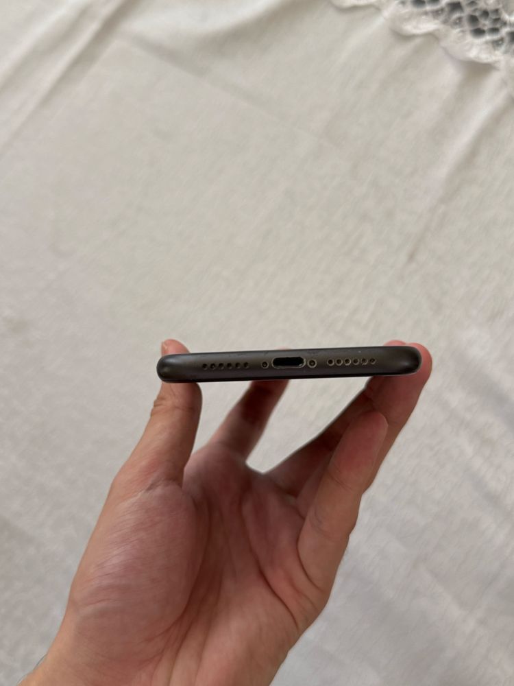 Iphone 11 black 64gb