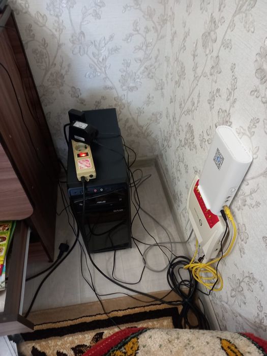 Продам принтер 3в1, монитор, систем блок, клавиатуру и мышку.