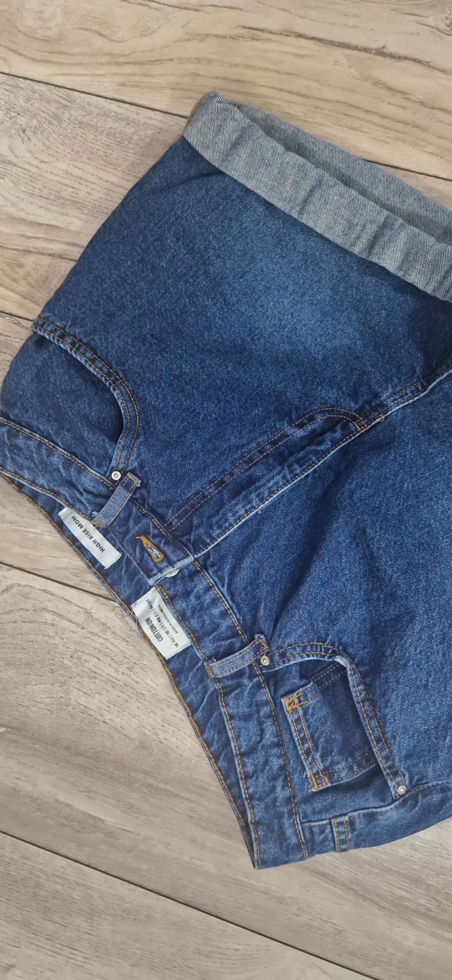 Къси дънкови панталонки, размер L/XL