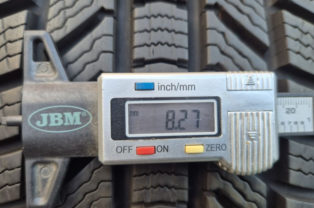 Set 4buc 215/55 R17 94 Continental WinterContact TS870 P M+S iarnă